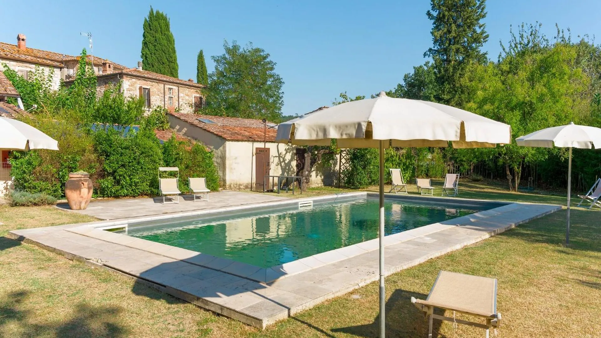 Nice Farmhouse In Asciano With Shared Pool