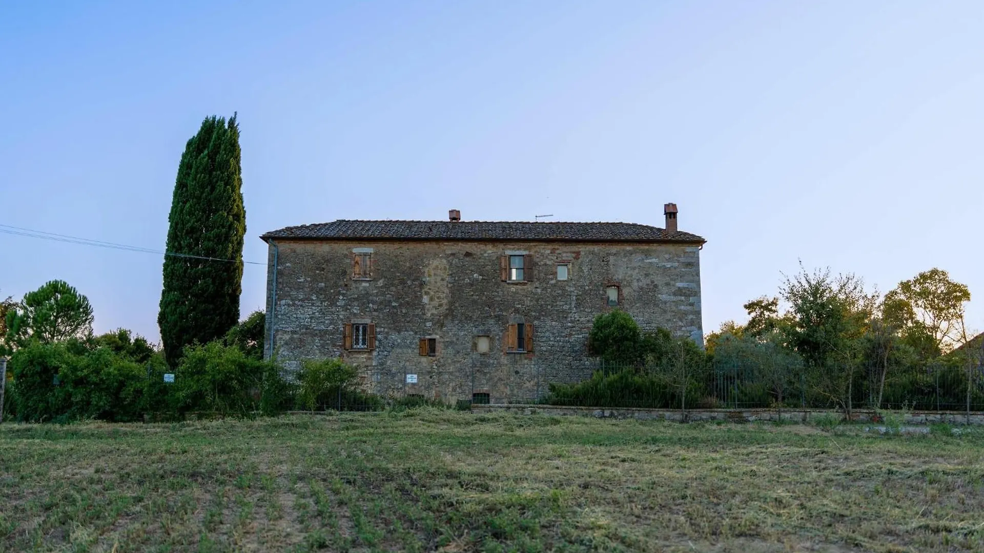 Holiday home Nice Farmhouse In Asciano With Shared Pool Italy